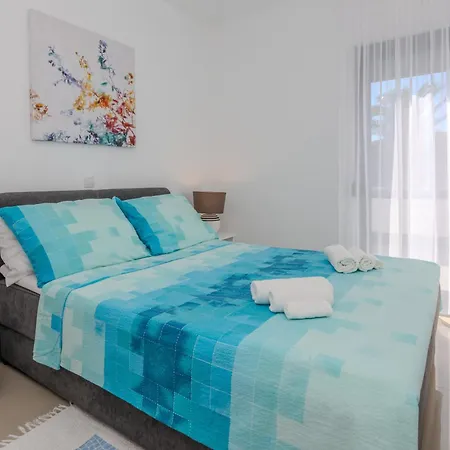 Appartement With Parking Space - Kozjak, - 23400 *